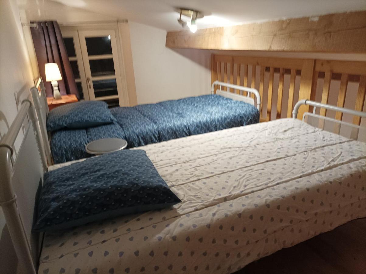 Gite Le Coumis 1370 Saint-Salvy-de-la-Balme Eksteriør bilde